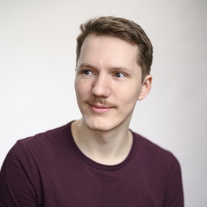 photo of Dan Groshev